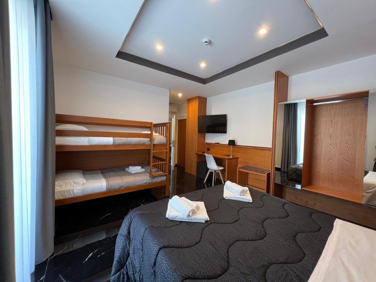 Hotel Tea Deluxe - Praia Прая-а-Маре Экстерьер фото